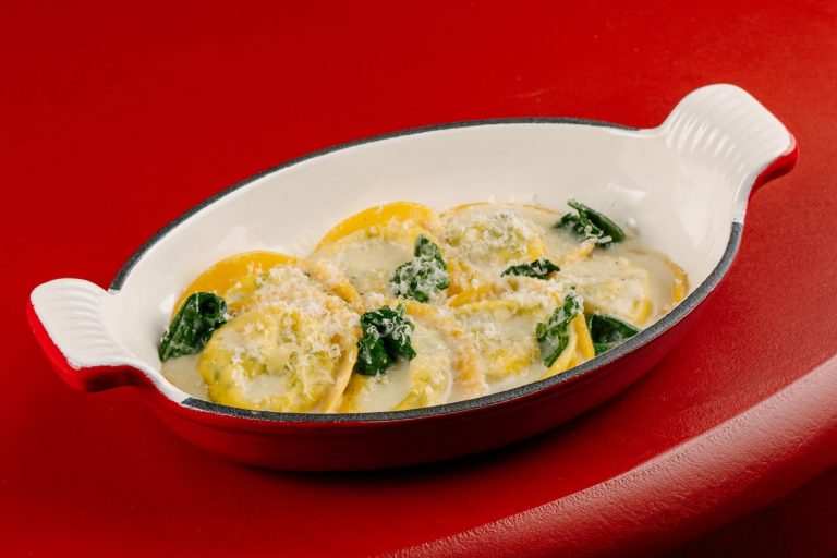 Равиоли сыр шпинат