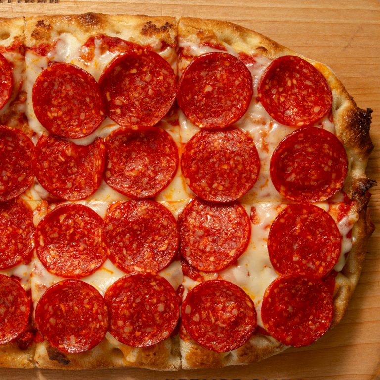 Пицца Пеперони большая