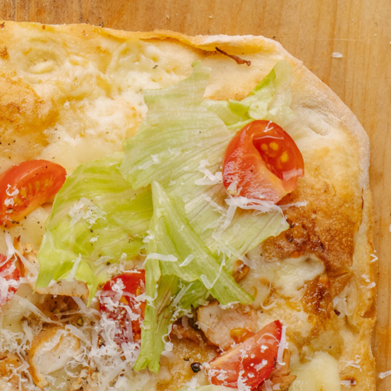 Пицца Цезарь большая