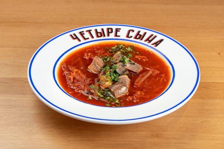 Борщ с реберным мясом