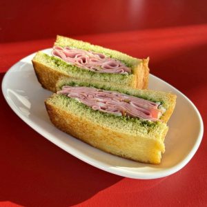 Сендвич с мортаделлой