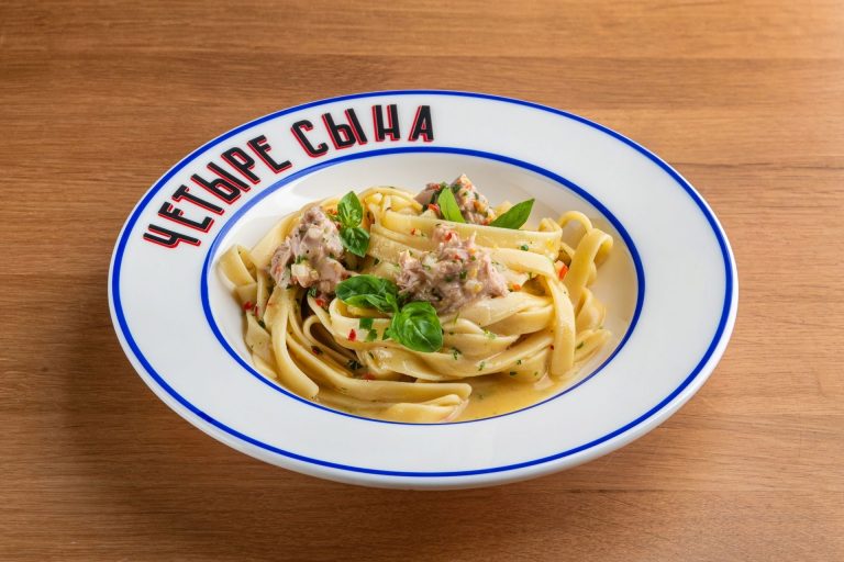 Фетучини с тунцом