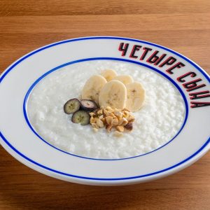 Каша рисовая с бананом