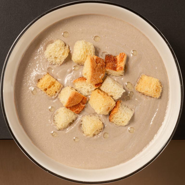 Суп пюре с лесными грибами